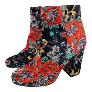 Lemon Drop by Privileged Kater Tapestry Ankle Boots Chunky‎ Heel 6.5